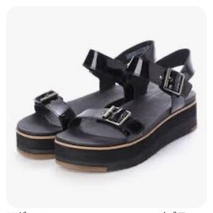UGG “Angie” Platform Leather Sandals sz 12 beach summer casual arch support EUC